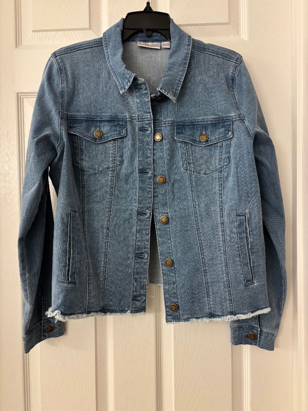 Belle by Kim Gravel Light Wash Stretch Denim Jacket Raw Hem Size M